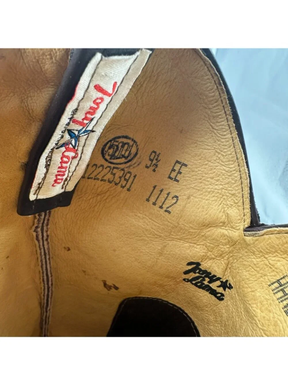 Tony Lama 1112 Men Size 9.5 EE Brown Shark Embroidered Leather Western Boot